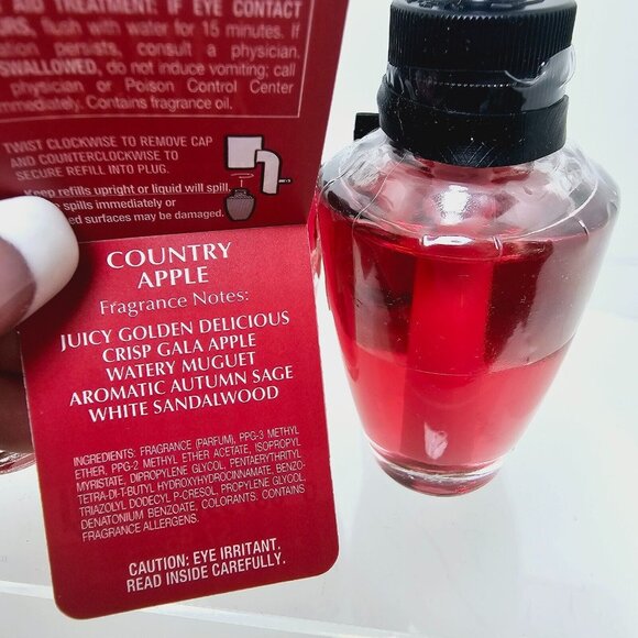 3 COUNTRY APPLE Bath & Body Works Wallflower Refill Bulbs NEW - Picture 1 of 6